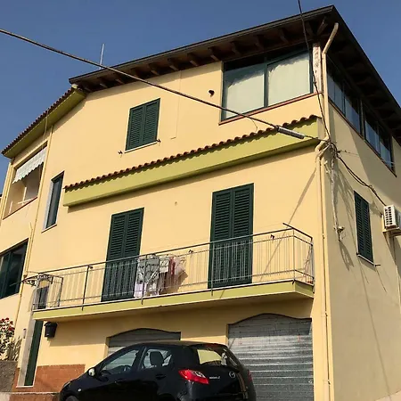 Seaview Apartment *
